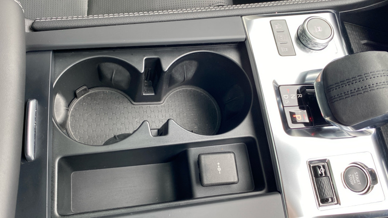 Jaguar F-Pace 2.0 P400e R-Dynamic HSE Black 5dr Auto AWD Estate